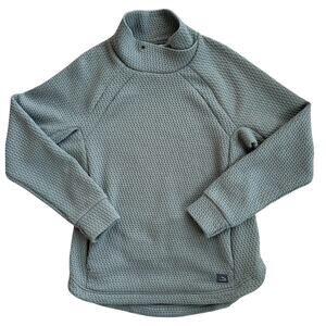 L.L.Bean Women's Ridgeknit Crossneck Pullover
Size Medium